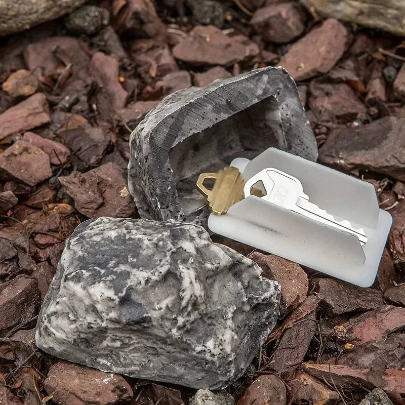 Discreet Garden Key Storage Box - Realistic Stone Design for Hidden Outdoor Access