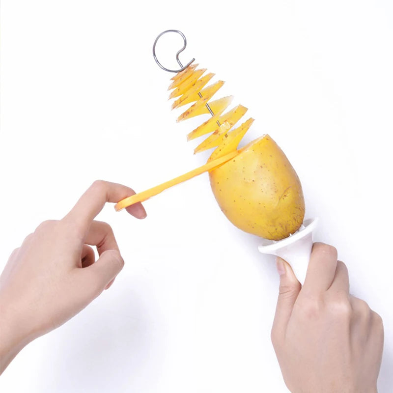Innovative Spiral Potato Cutter - Create Twisted Potato Towers and Whirlwind Veggie Designs for Fun Kitchen Creations!