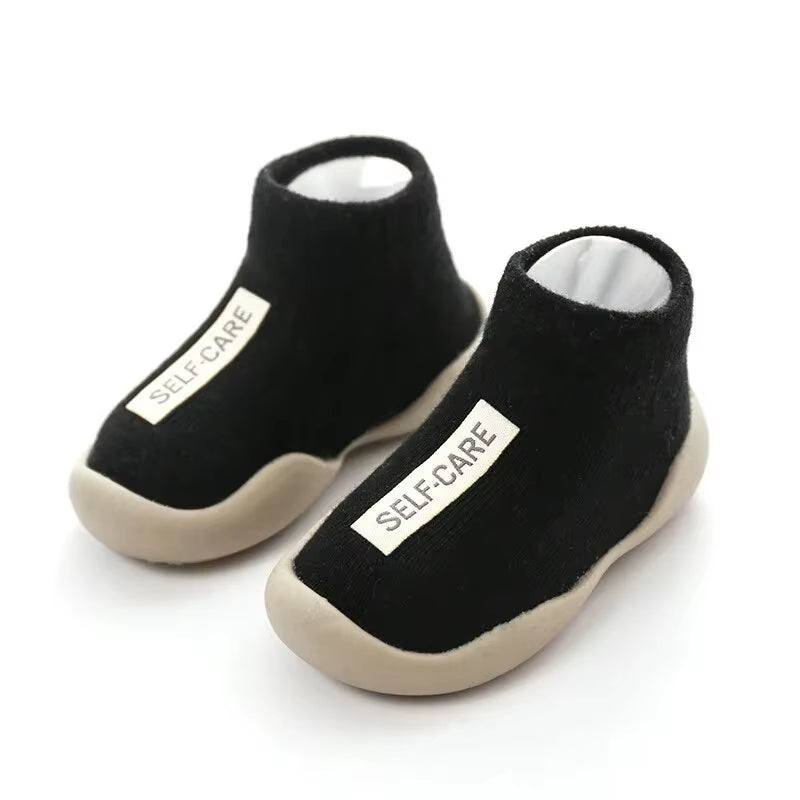 Soft Sole Baby Walking Shoes - Knit Booties for Infant Boys and Girls, Perfect for Early Explorers!