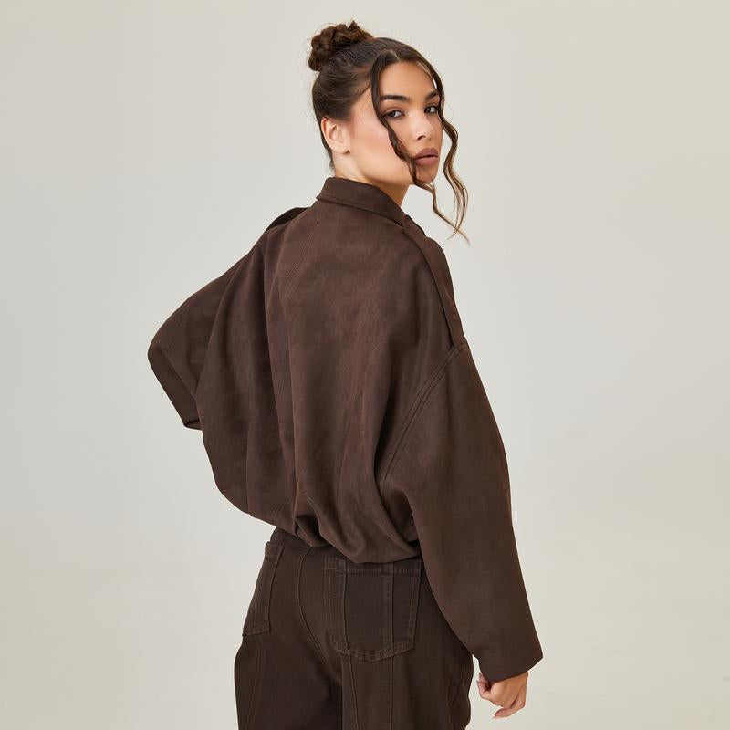 Cozy Vintage Women's Winter Jacket - Stylish Collared Zippered Long Sleeve Outerwear for Fall & Winter, Cropped with Epaulets