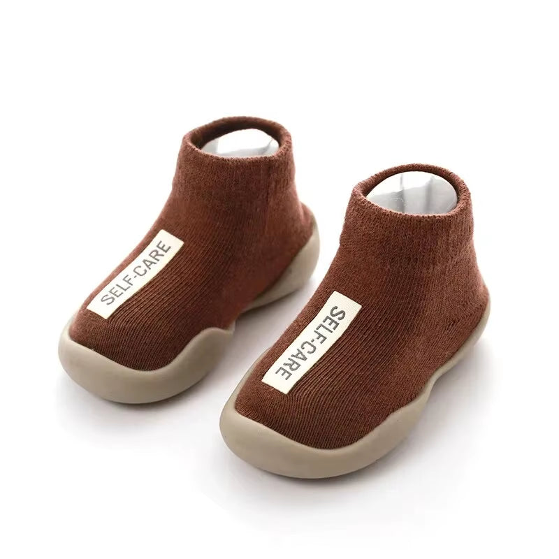Soft Sole Baby Walking Shoes - Knit Booties for Infant Boys and Girls, Perfect for Early Explorers!